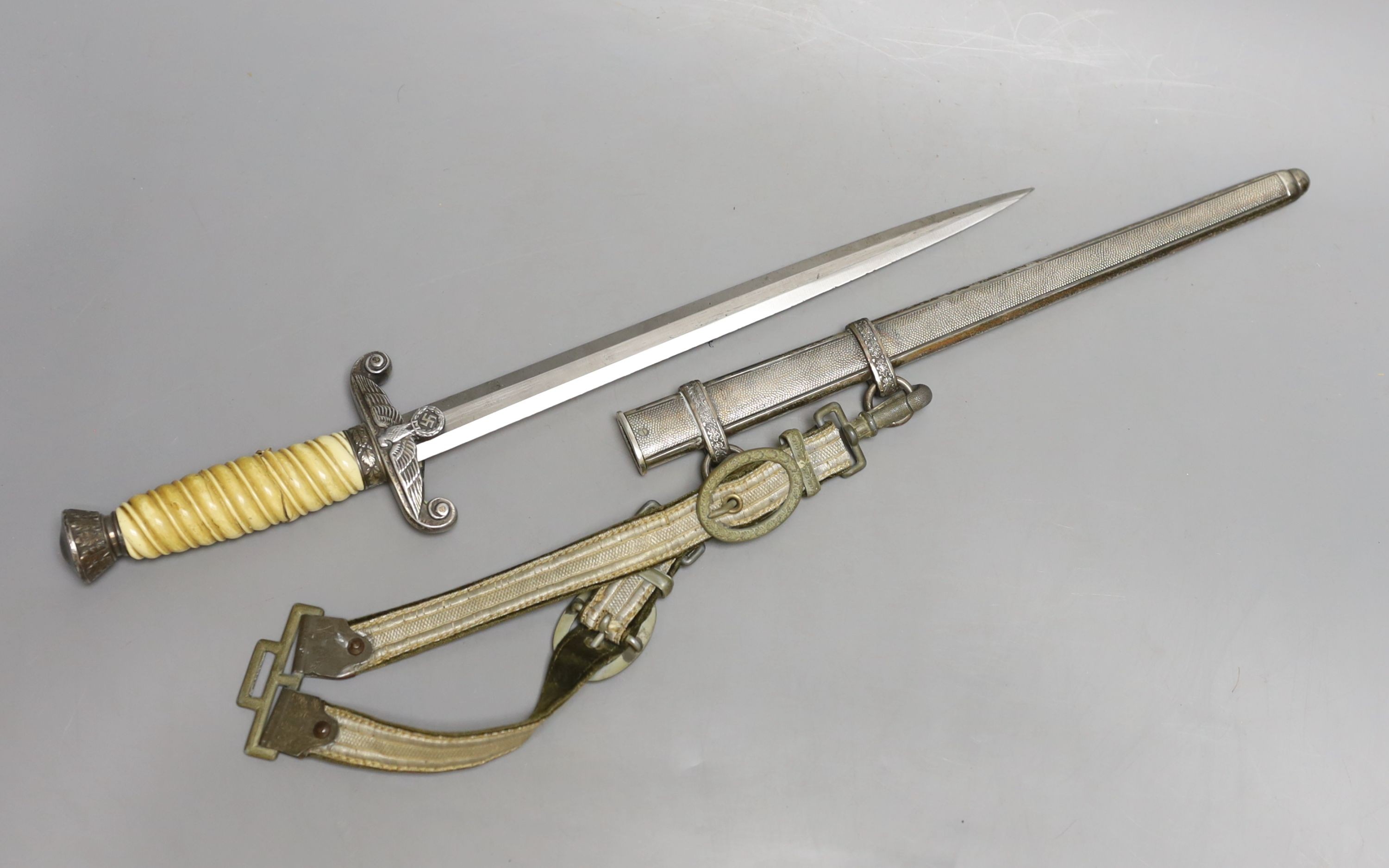 A German Third Reich officer's dagger, 39 cms long.